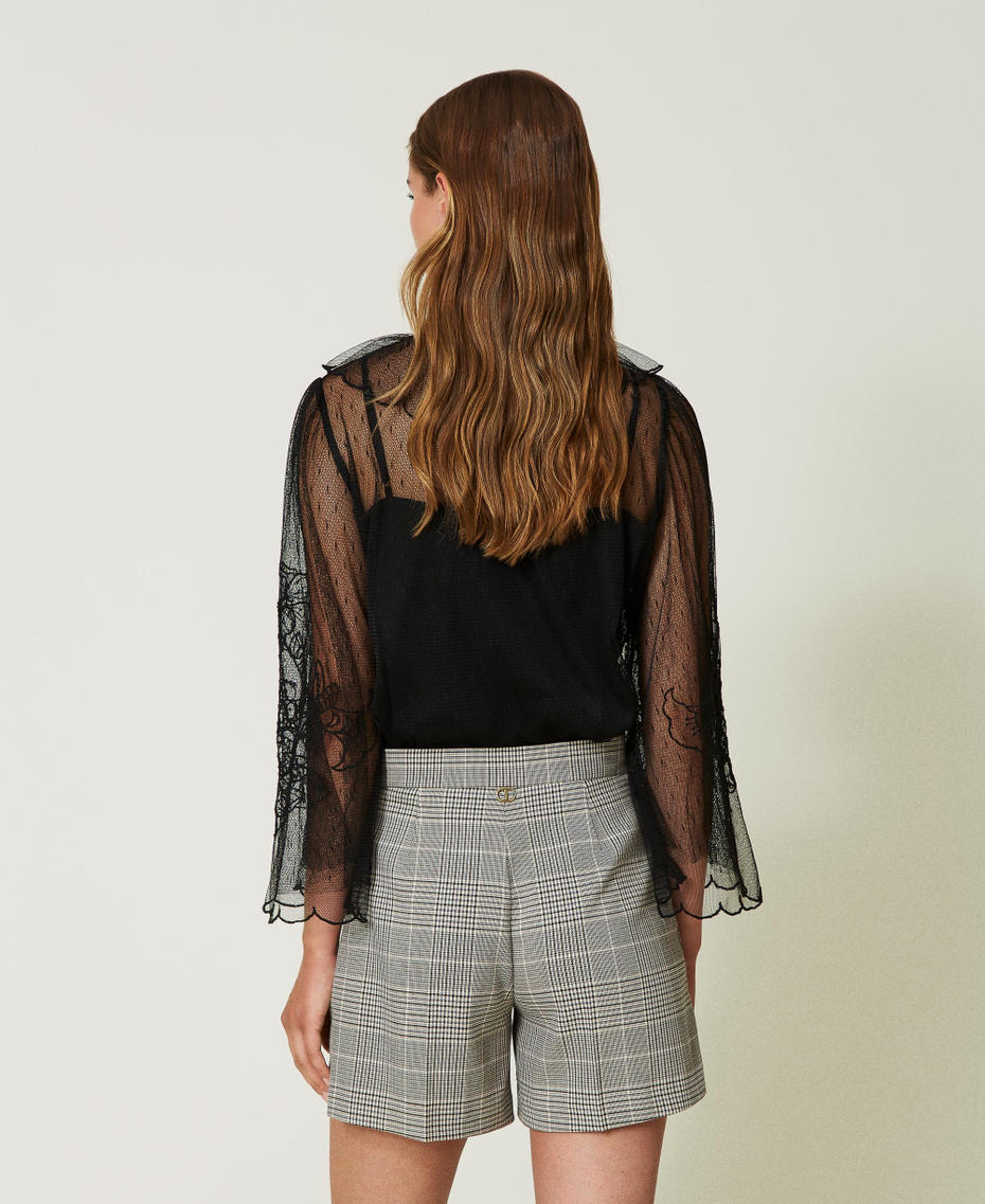 Glen plaid shorts with lace