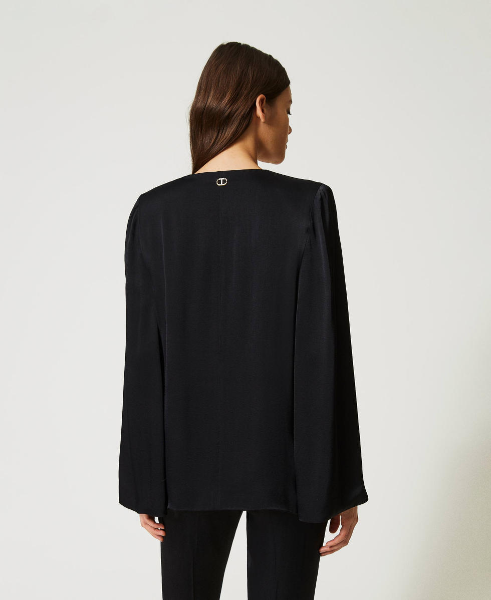 Giacca blazer a cappa in raso