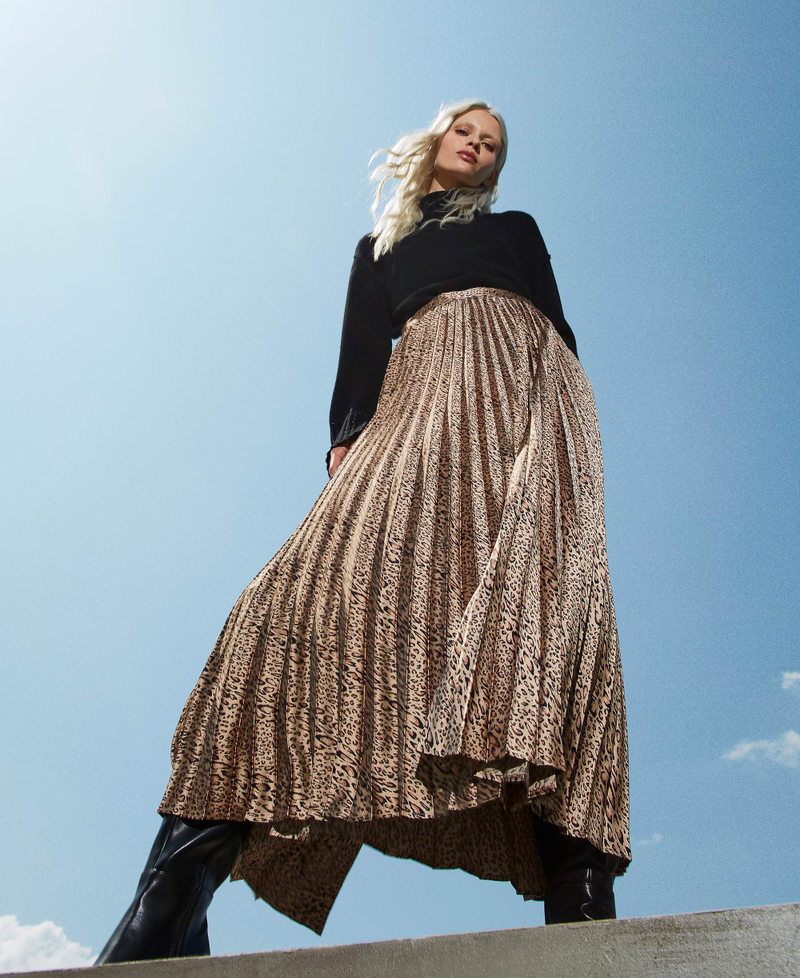 Long pleated satin skirt with animal print Animal Print Black/ “Iced Coffee” Brown Woman 232TP2733-01