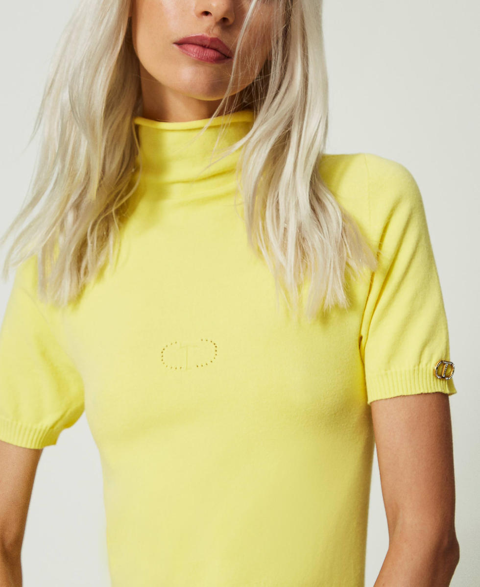 Nahtloser Stehkragenpullover mit Oval T