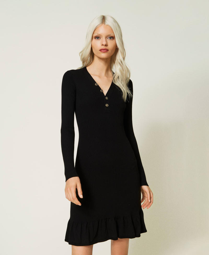 Robe courte en maille côtelée