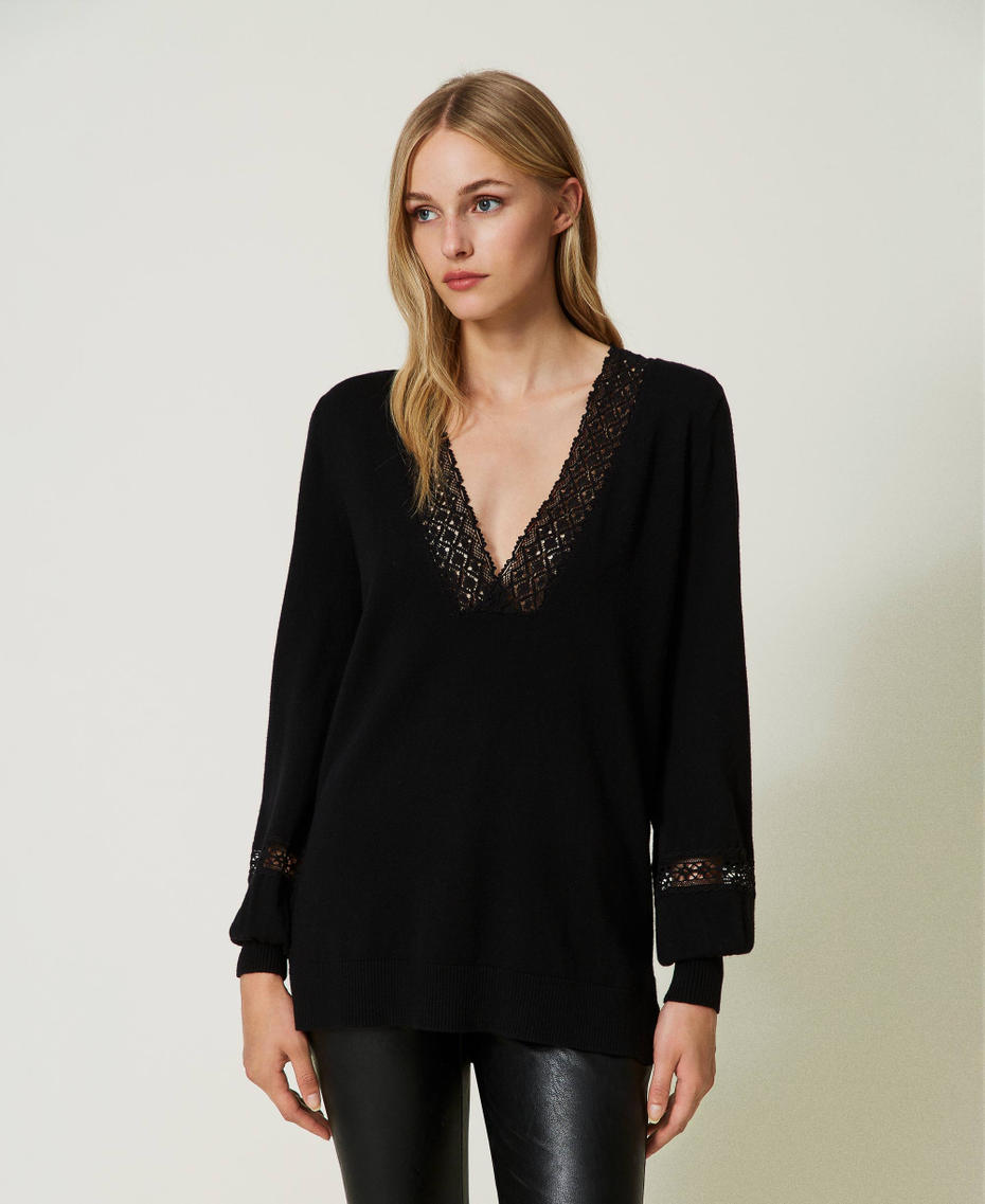 Maxi maglia con inserti in pizzo Nero Donna 232TP3240_00006_01