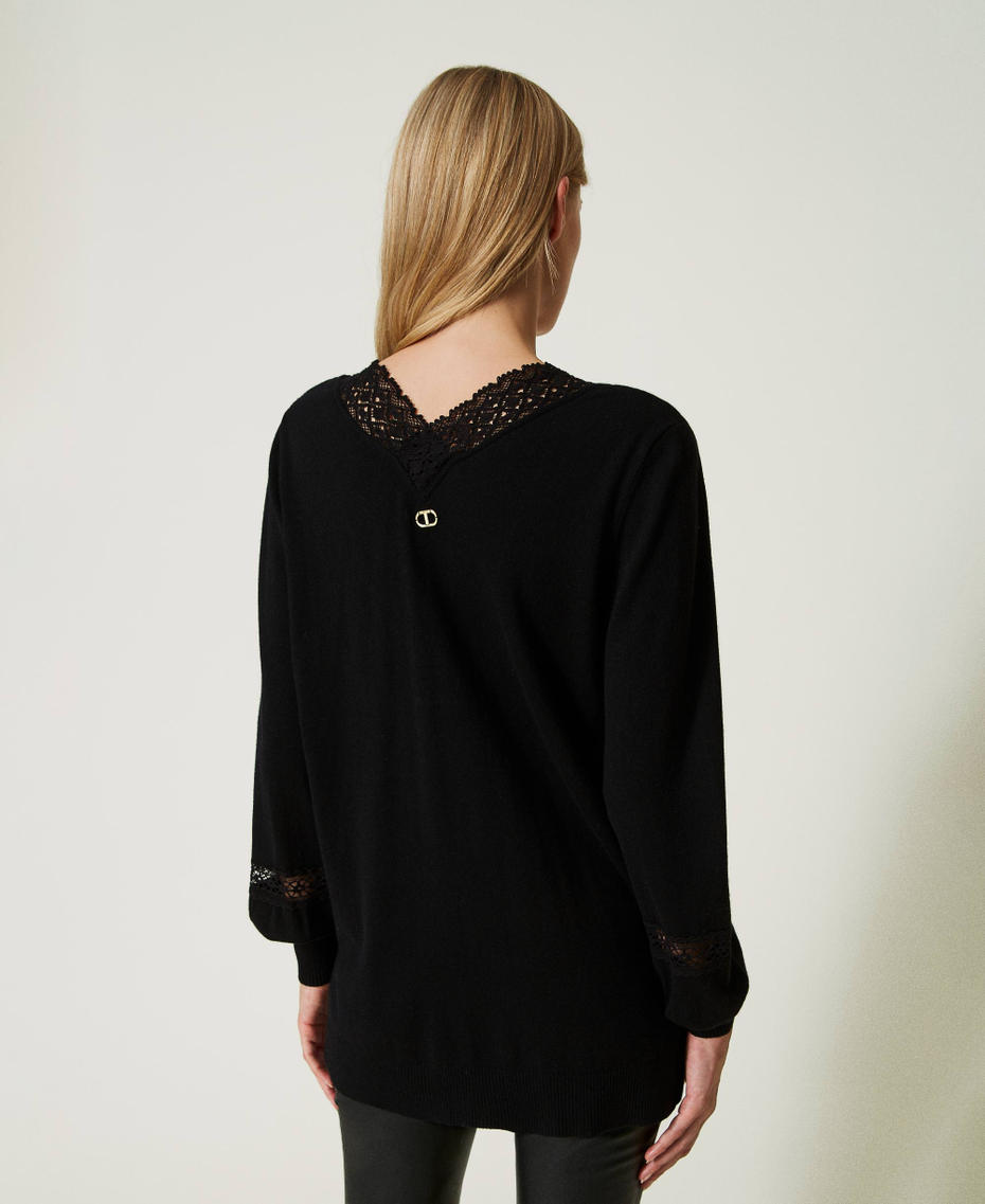 Maxi maglia con inserti in pizzo Nero Donna 232TP3240_00006_03
