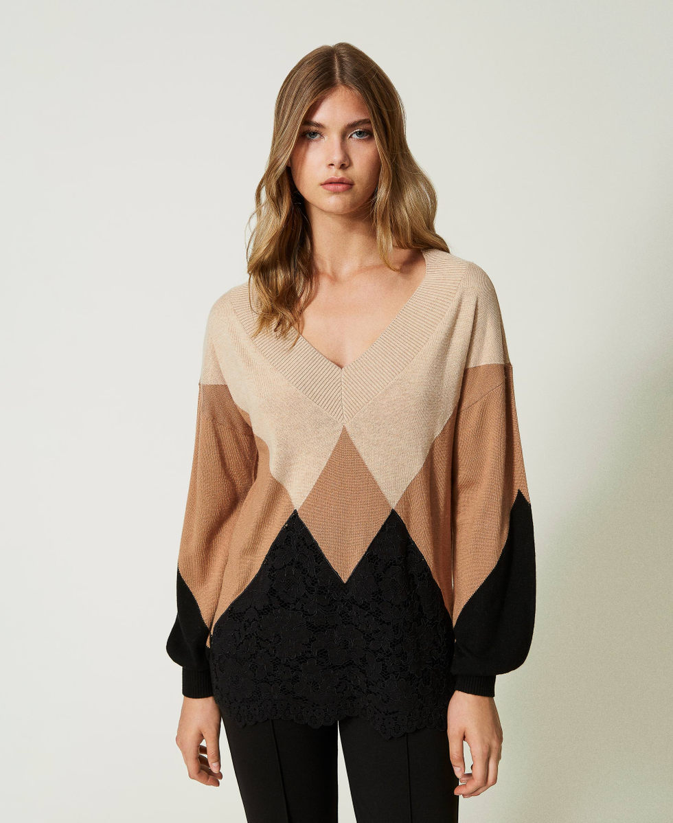 Wool blend maxi jumper with lace