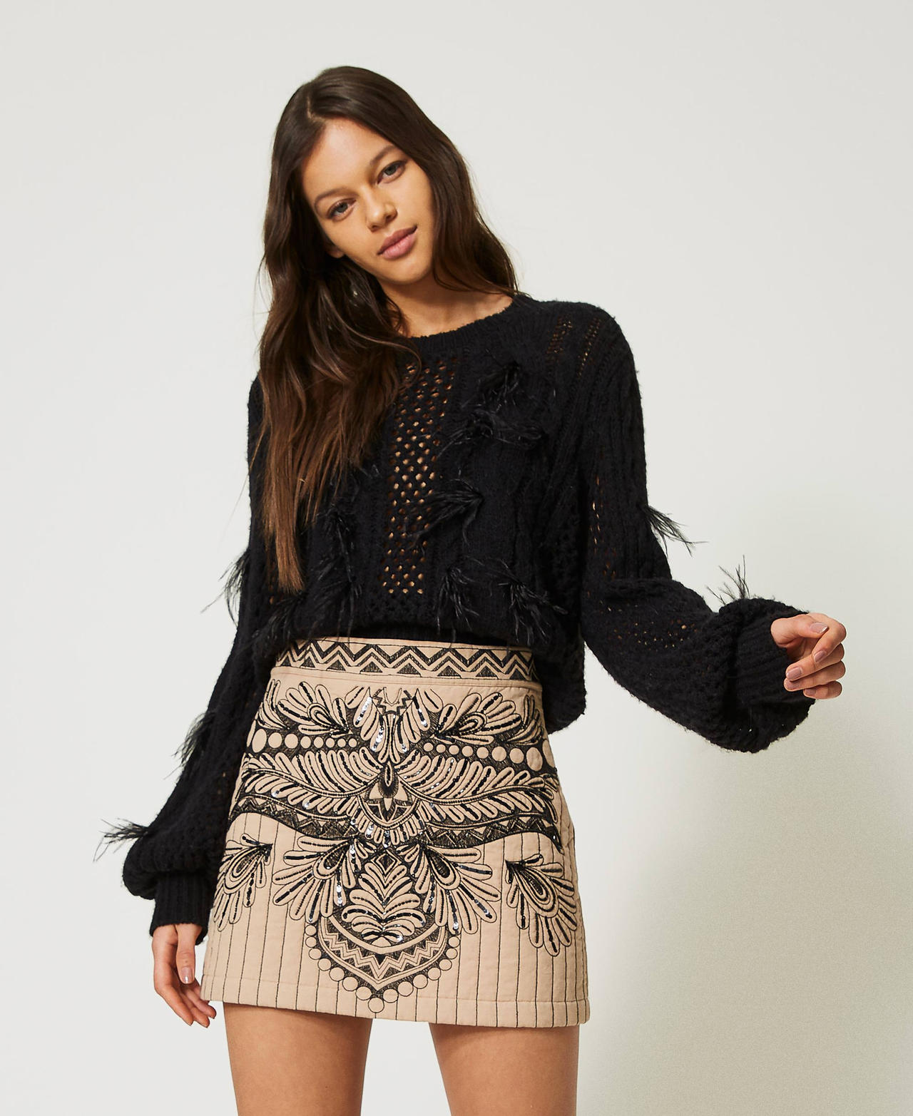 Alpaca and wool jumper with feathers Woman, Black | TWINSET Milano