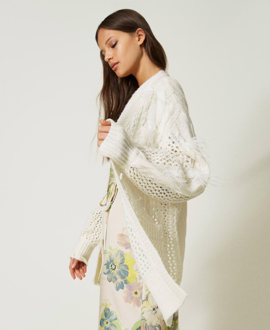 Cardigan en laine et alpaga avec plumes