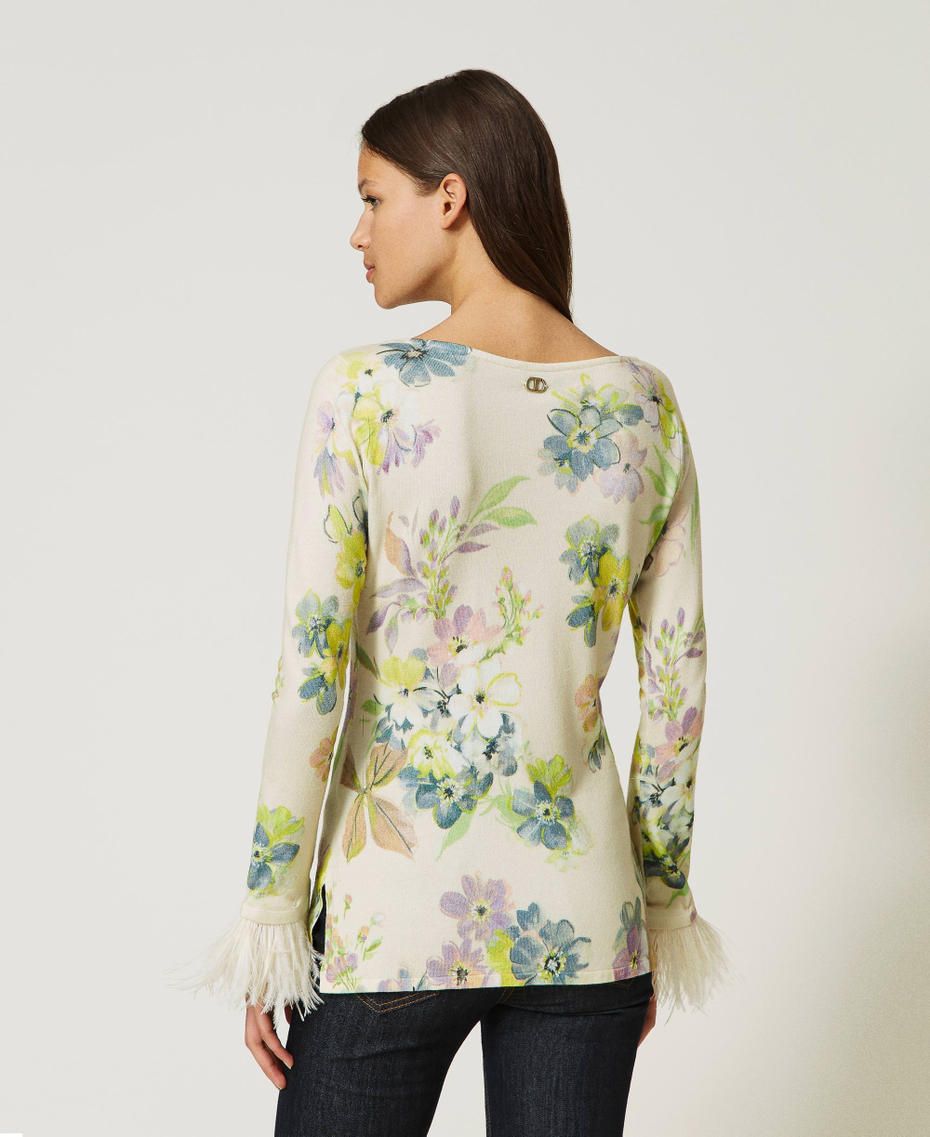Jumper with floral print and feathers Ivory Floral / Pastel Print Woman 232TP3561-05