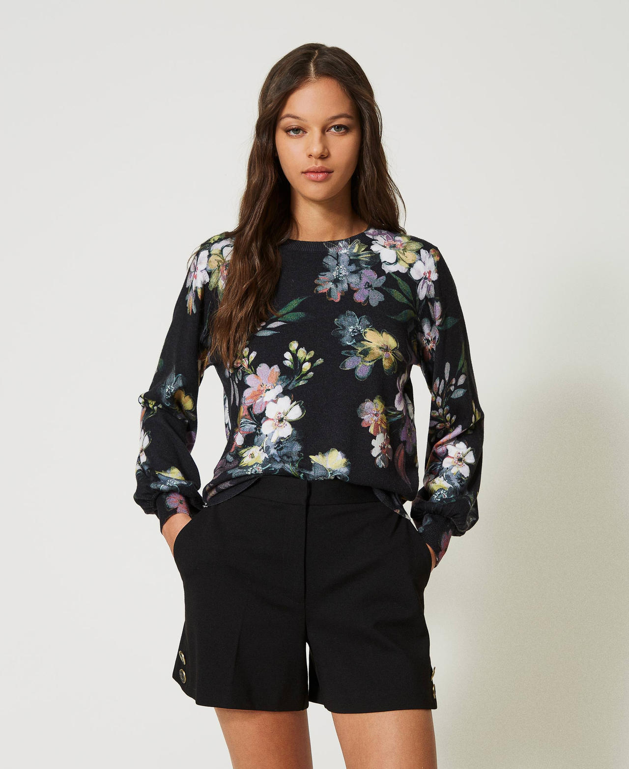 Regular jumper with floral print Black Floral / Multicolour Print Woman 232TP3565-02