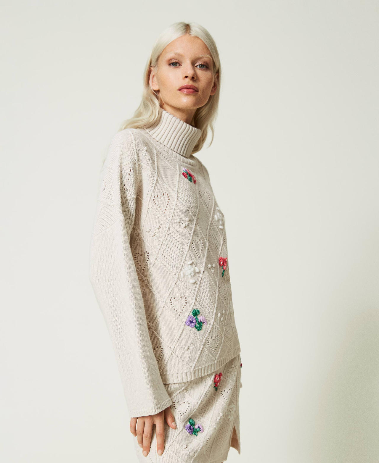 Maglia con ricami a mano in filato Treeblend Chantilly Donna 232TP3660_00522_02