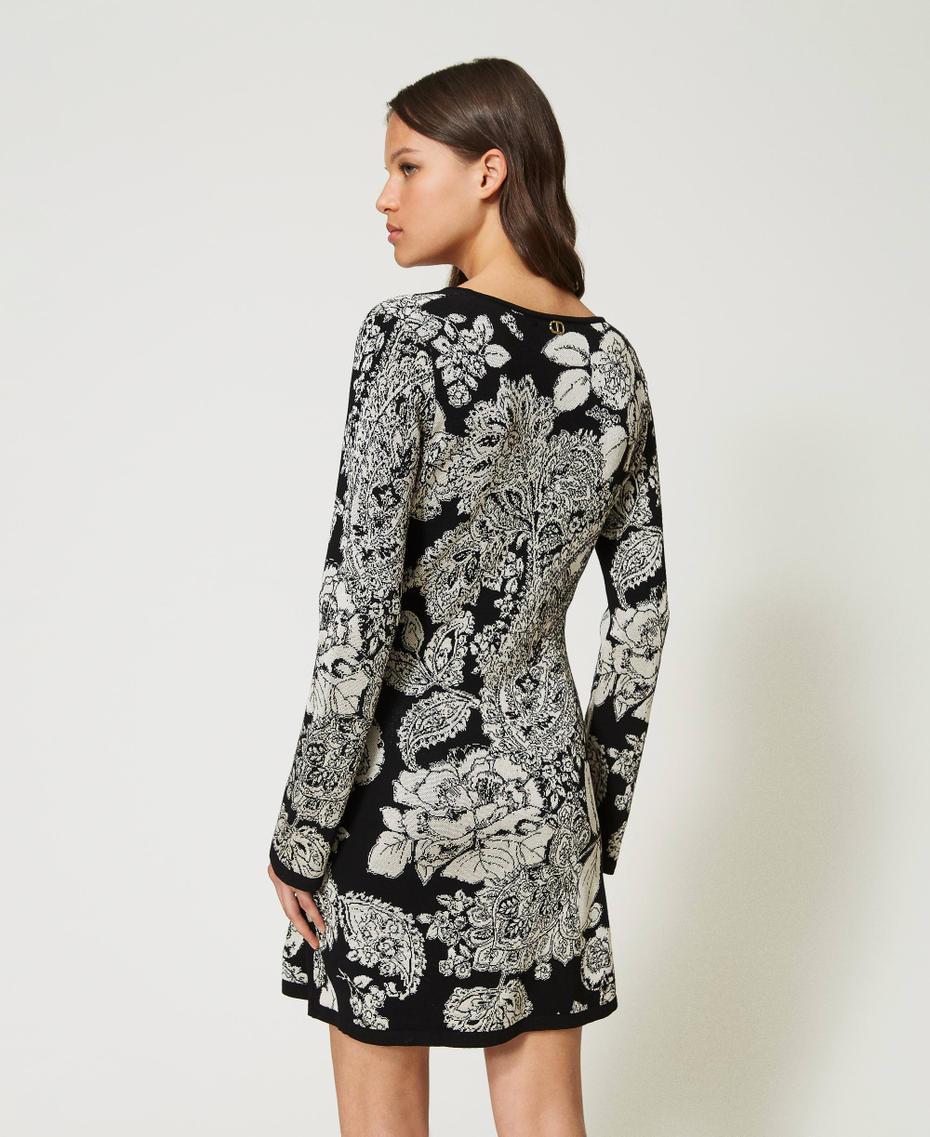Short knit dress with paisley and rose pattern Black Jacquard Paisley and Rose Woman 232TP3690-03