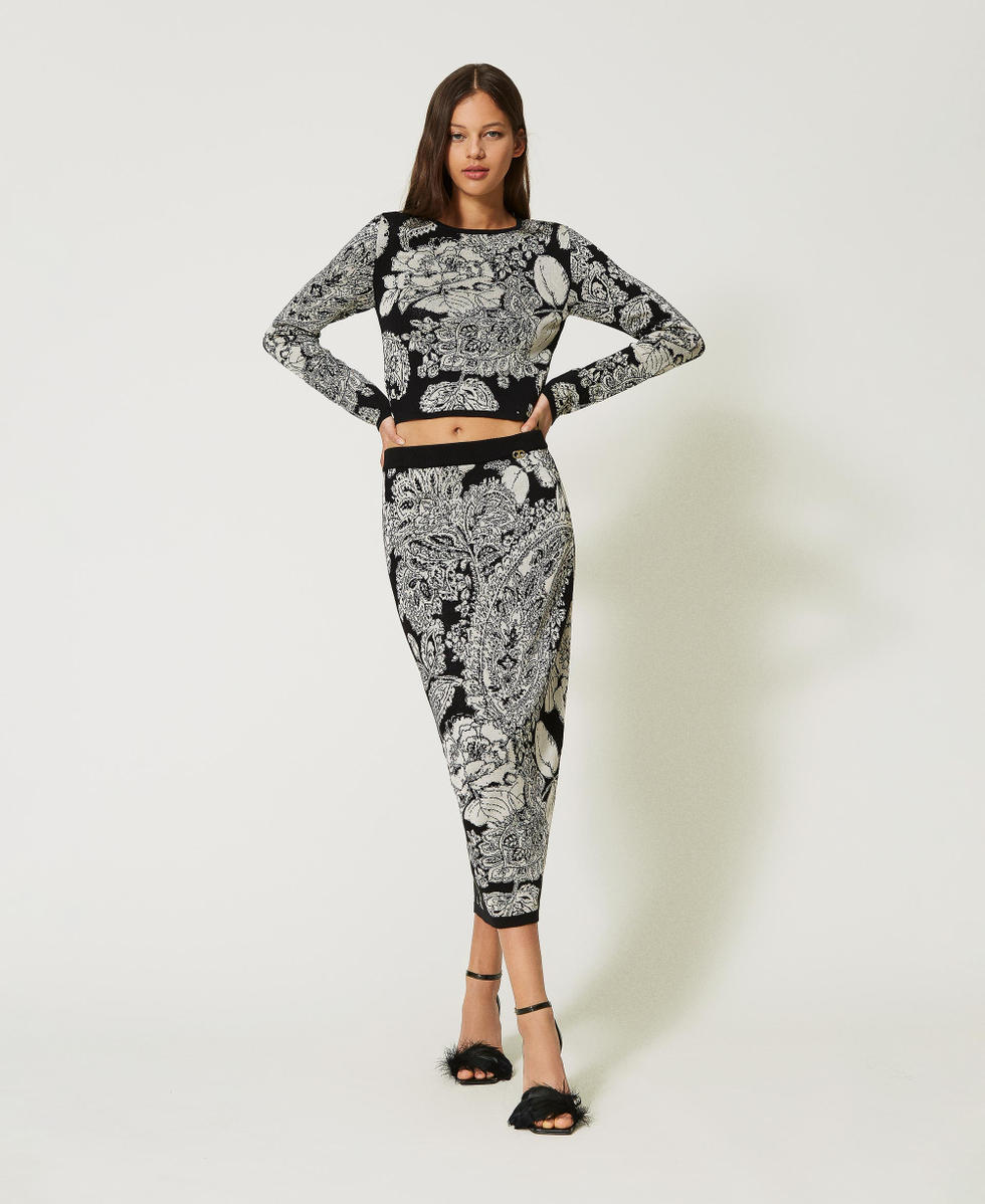 Jacquard jumper with paisley and rose pattern
