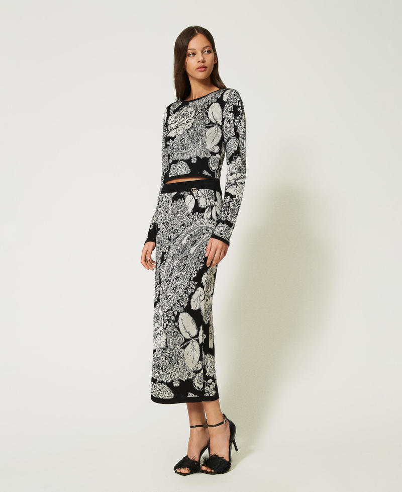 Jupe en maille jacquard avec motif paisley et roses
