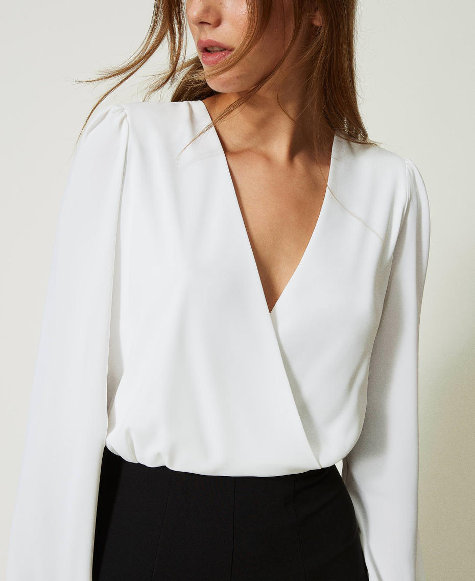 Tuta in cady e cr&ecirc;pe de Chine Bicolor Bianco "Neve" / Nero Donna 232TQ2032_02866_04