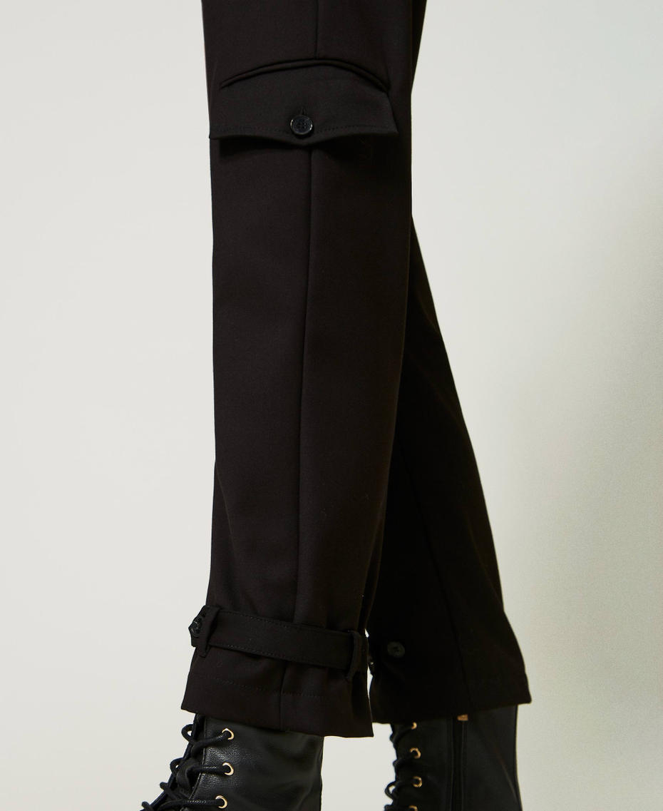 Pantalon cargo en laine froide avec pattes de serrage Noir Femme 232TQ2113-04