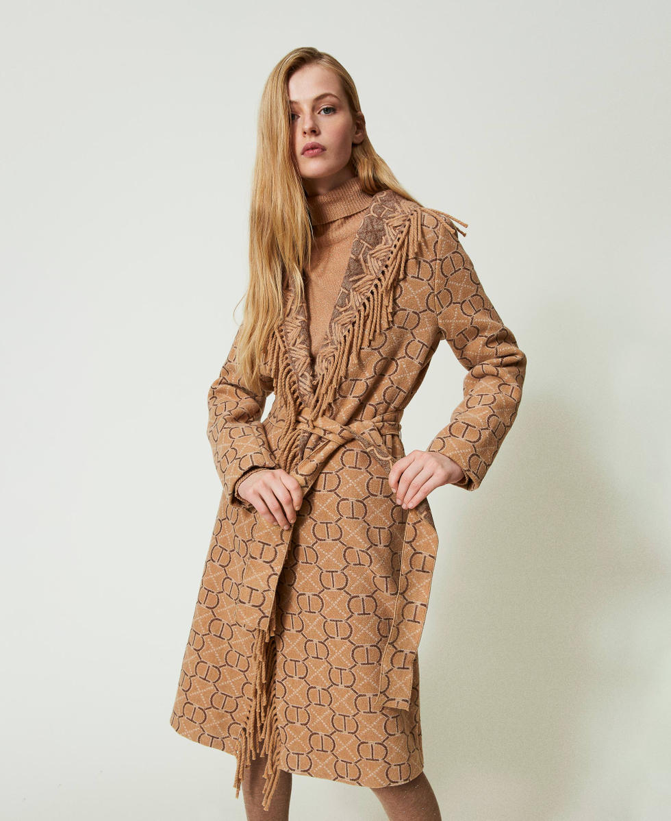 Jacquard coat with Oval T and embroidery Woman, Beige | TWINSET Milano