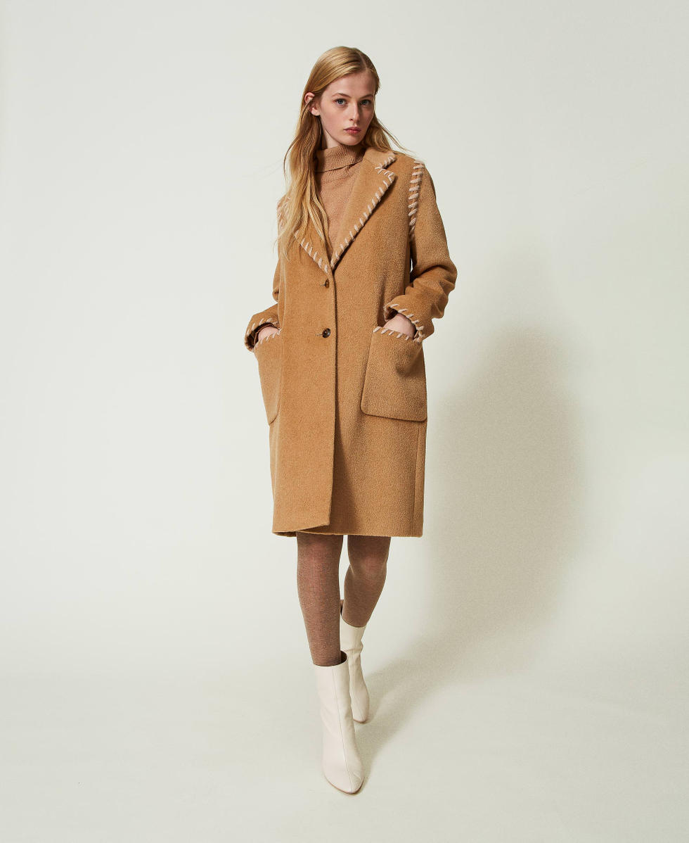 Manteau droit en laine melangee cardee avec broderies Femme Beige TWINSET Milano