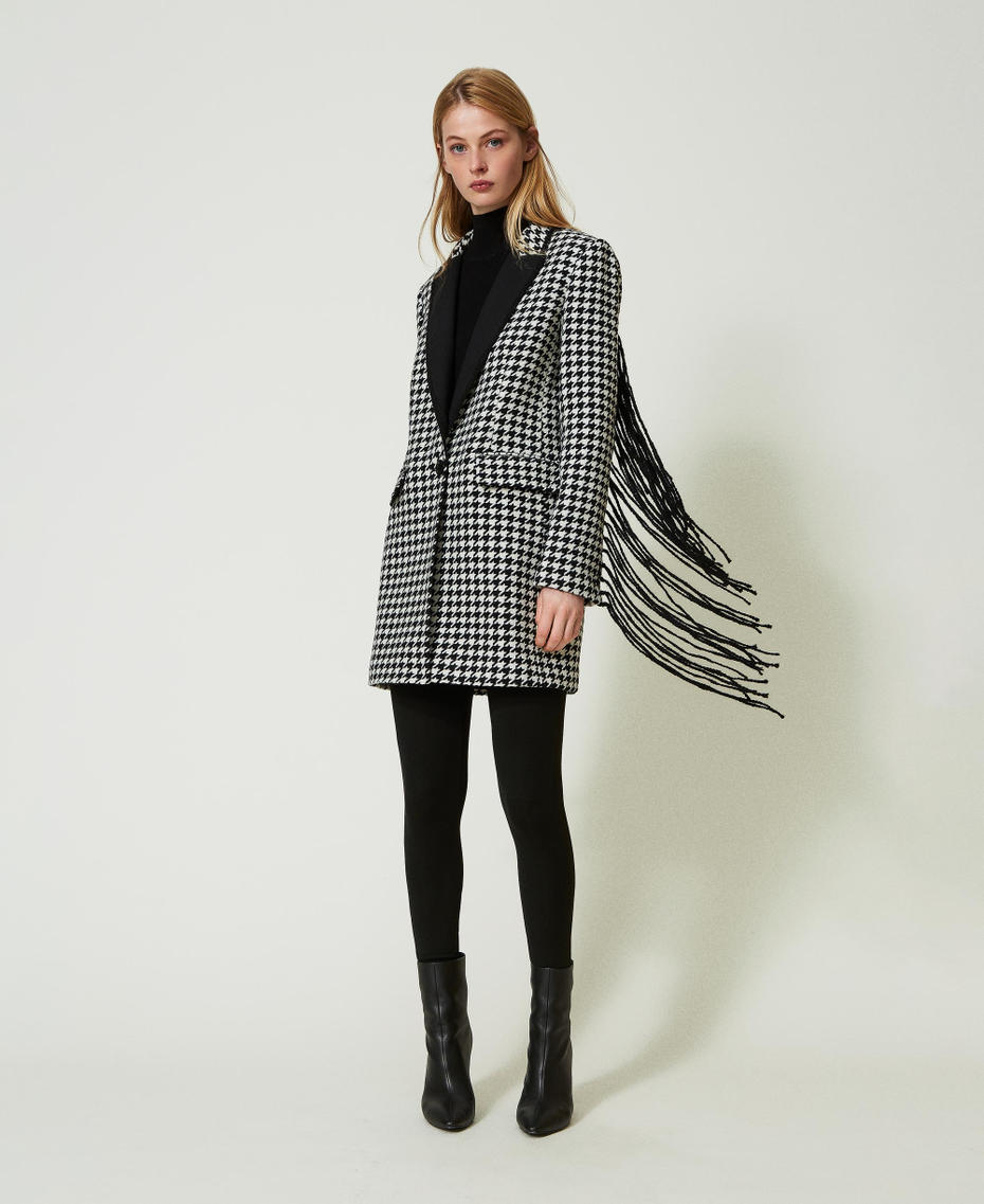 Houndstooth coat with fringes Snow / Black Houndstooth Pattern Woman 232TQ2136-01