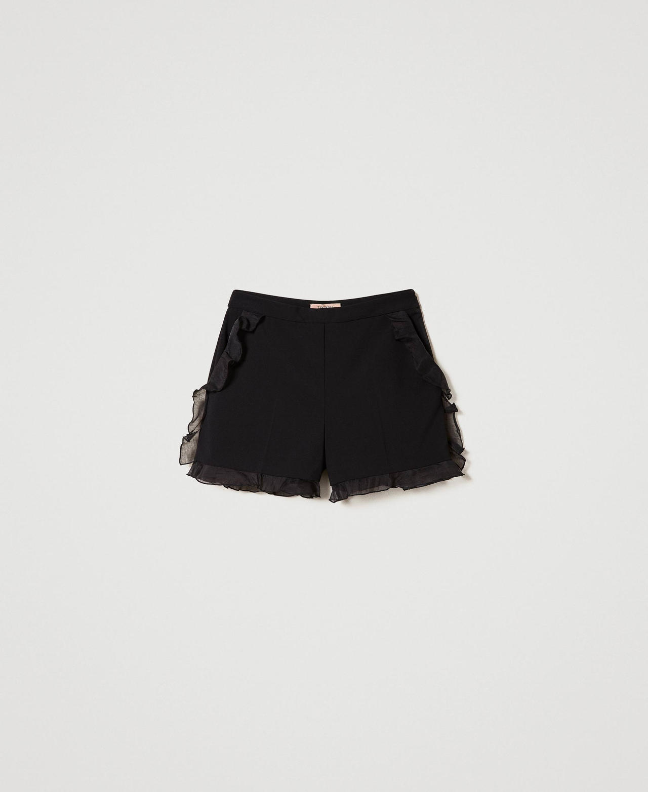 Short avec volants en organza
