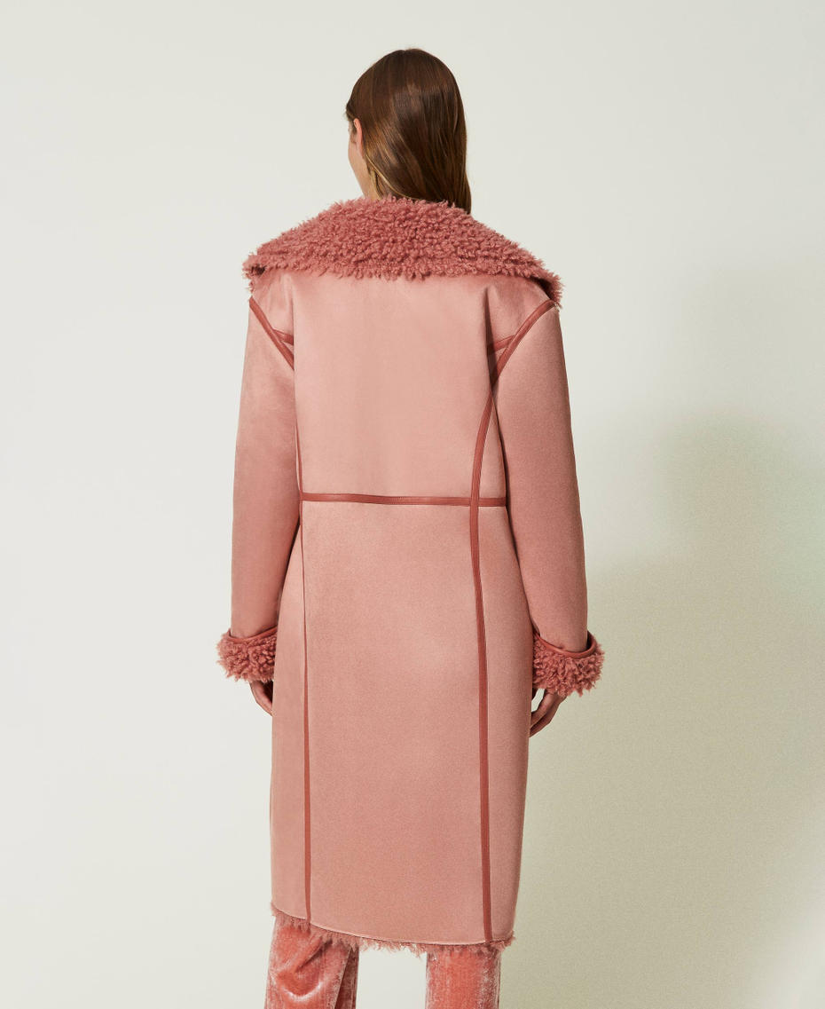 Manteau effet cuir velours avec fausse fourrure