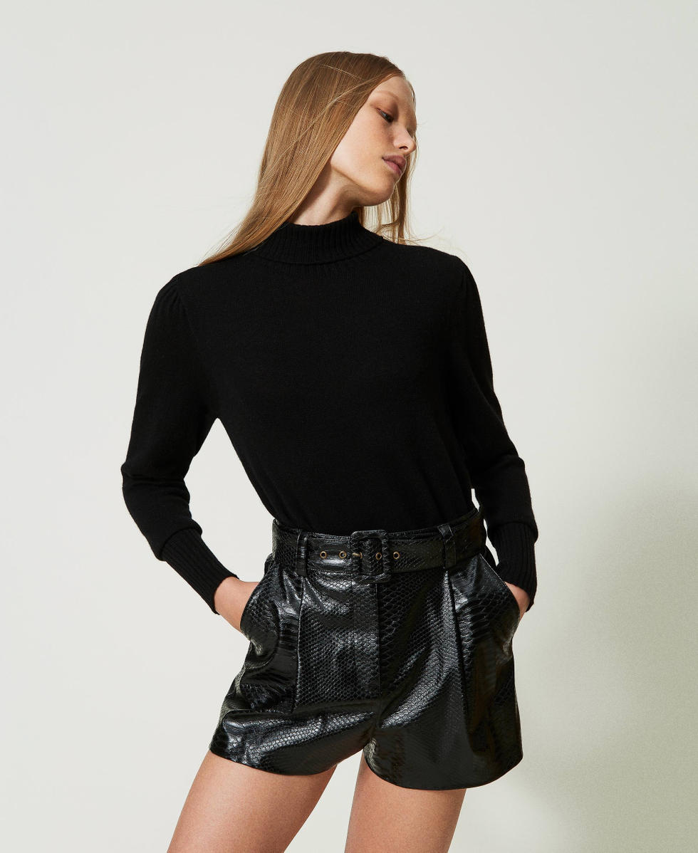 Shorts mit Animaltextur Schwarz Frau 232TT2233_00006_01