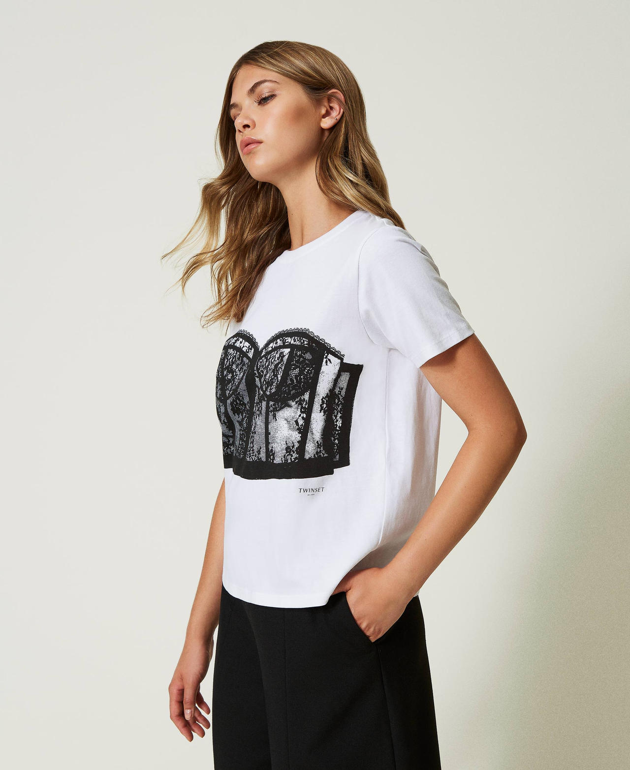T-Shirt im Regular-Fit mit Bustierprint Weiß Frau 232TT2290-02