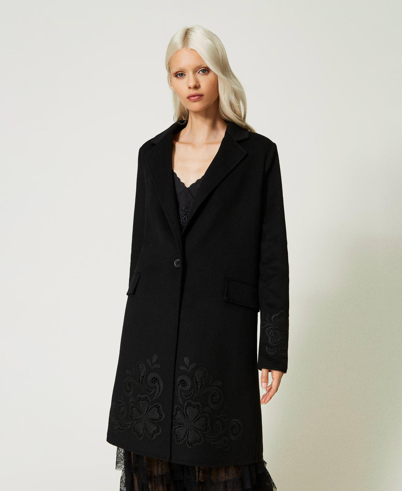Manteau en tissu double de laine avec broderie Noir Femme 232TT2340-03