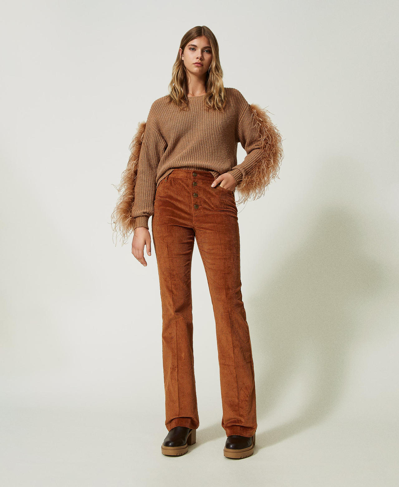 twinset - pantaloni flare in velluto a coste, marrone bubinga wood, taglia: 44 donna