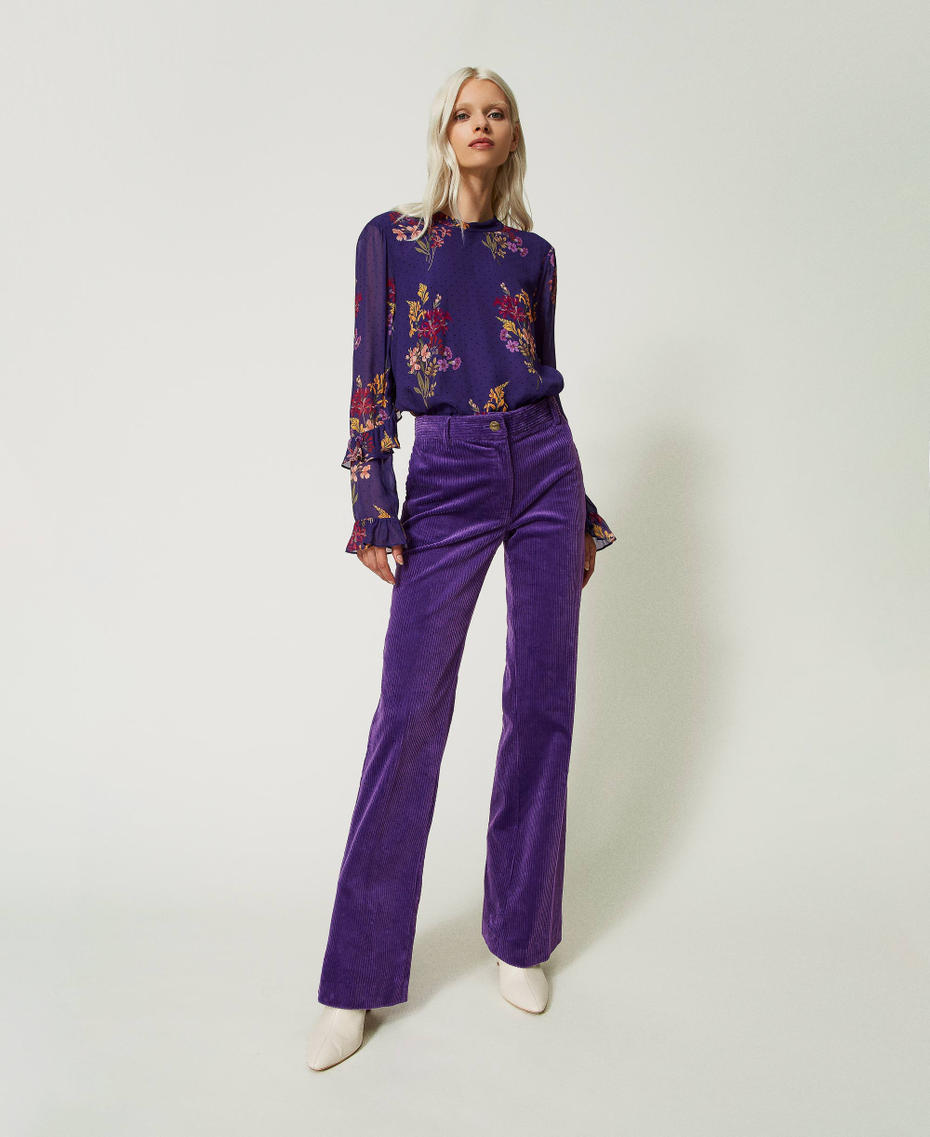 Straight corduroy trousers