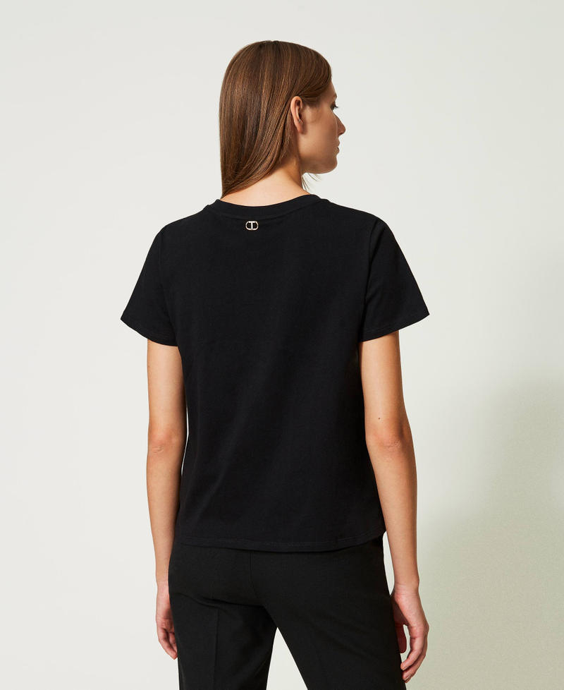 Классическая футболка с ручной вышивкой Черный женщина 232TT2410-07