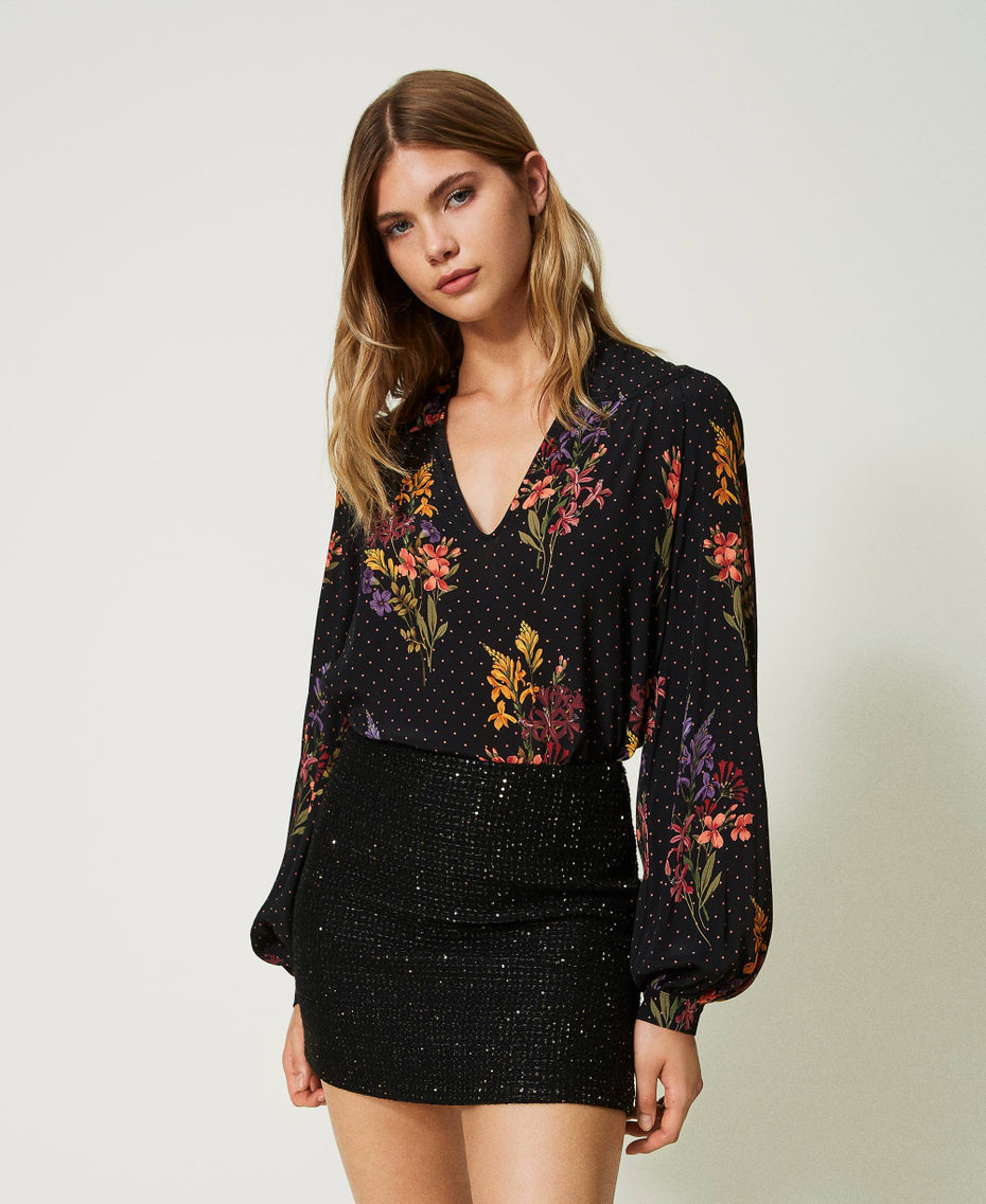 Floral crêpe and polka dot blouse