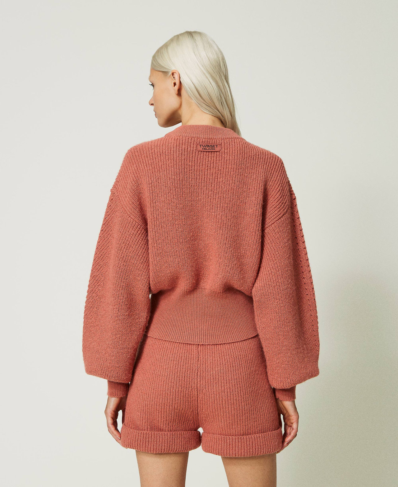 Ribbed wool and alpaca knit shorts Rosette Woman 232TT3192-03