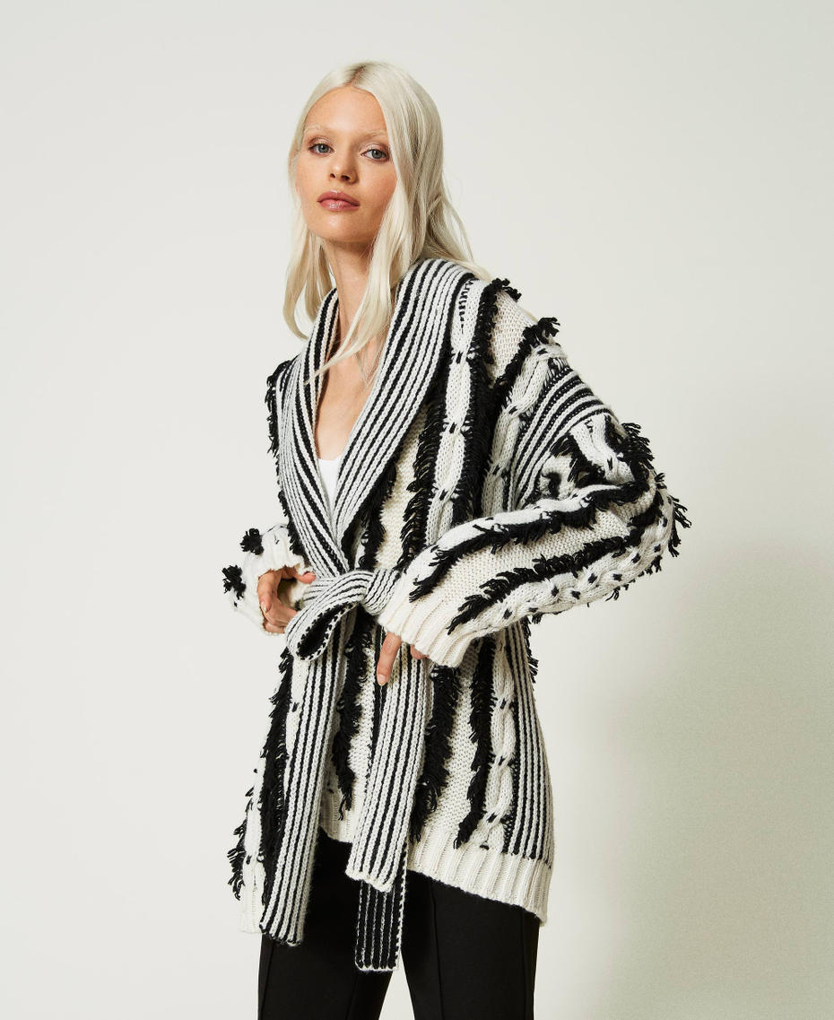 Cardigan en laine mélangée bicolore