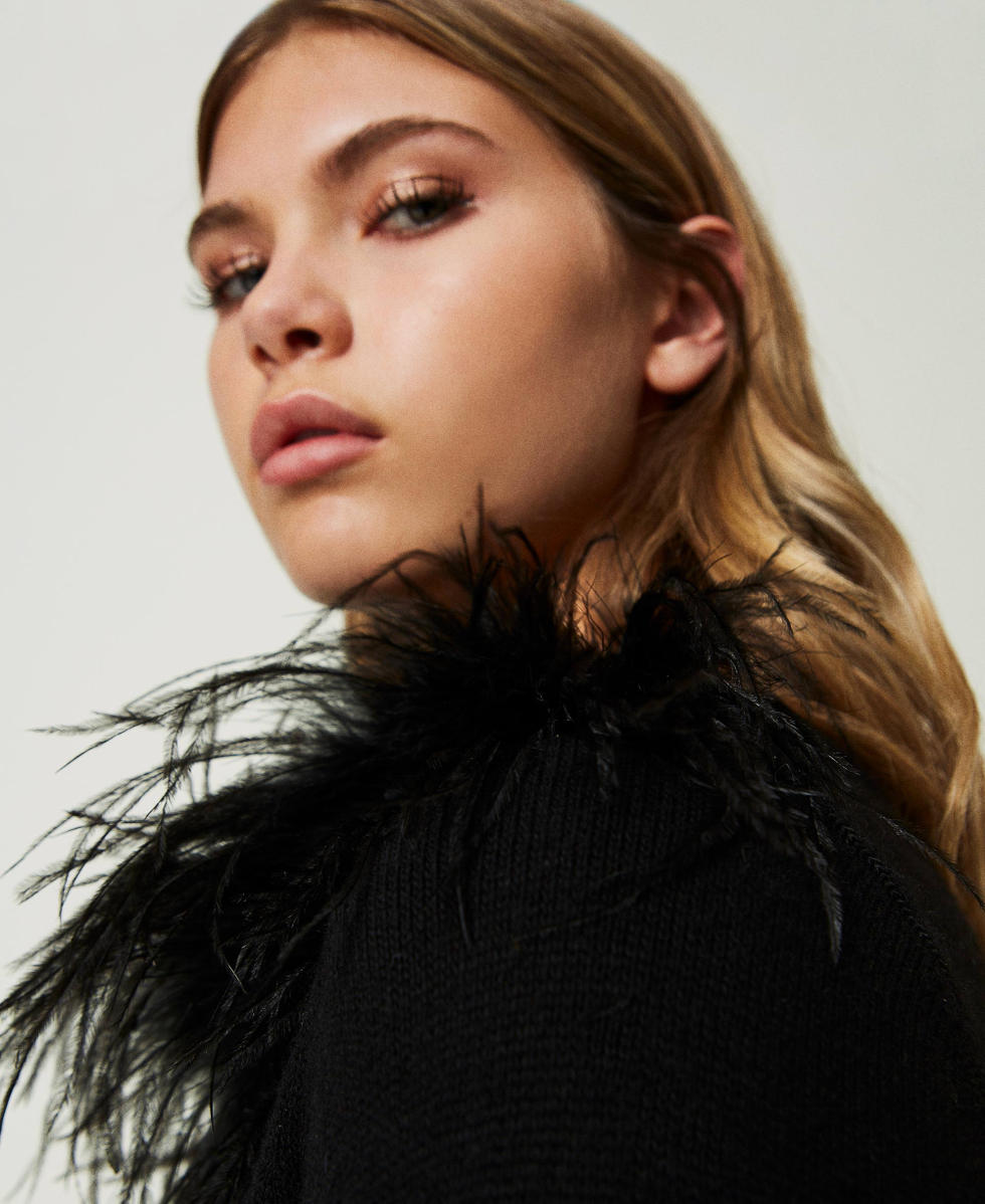 Maglia regular in misto lana con piume Nero Donna 232TT3331_00006_01