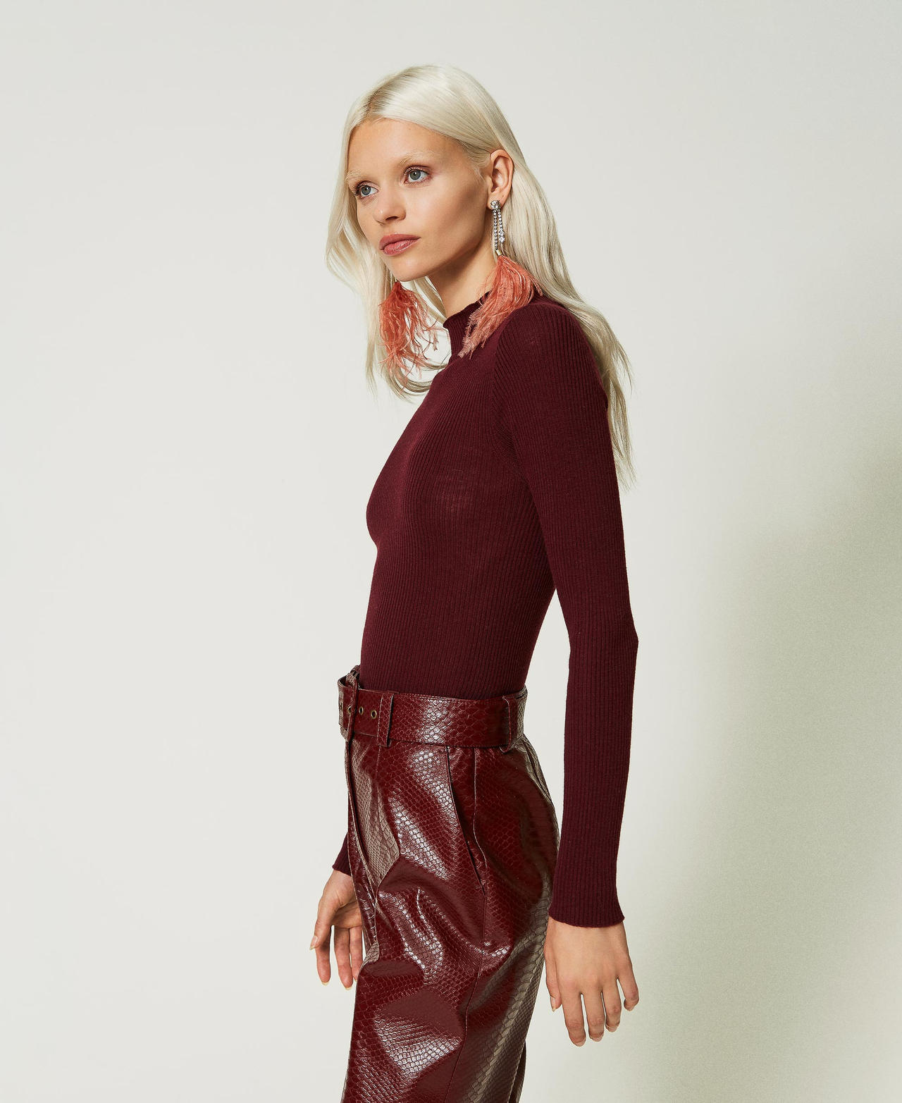 Pull col montant en laine