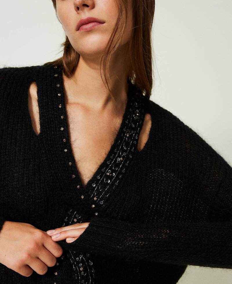 Pull en mohair m&eacute;lang&eacute; avec broderie Noir Femme 232TT3390_00006_04