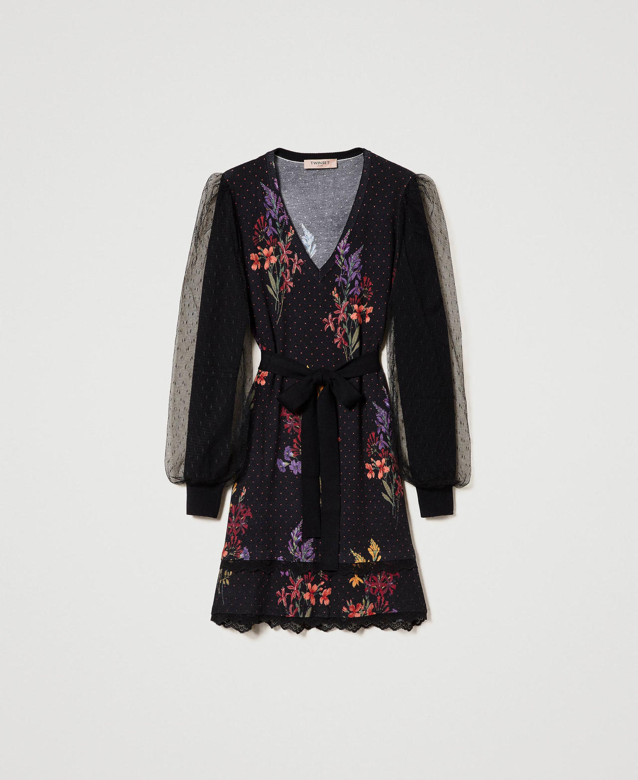 Short knit dress with tulle sleeves