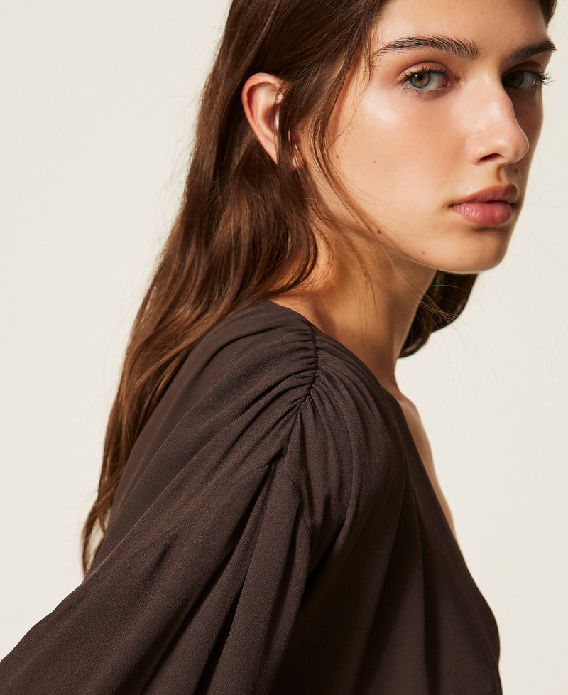 Cr&ecirc;pe de Chine dual-use blouse Deep Brown Woman 262TF2053_13611_05