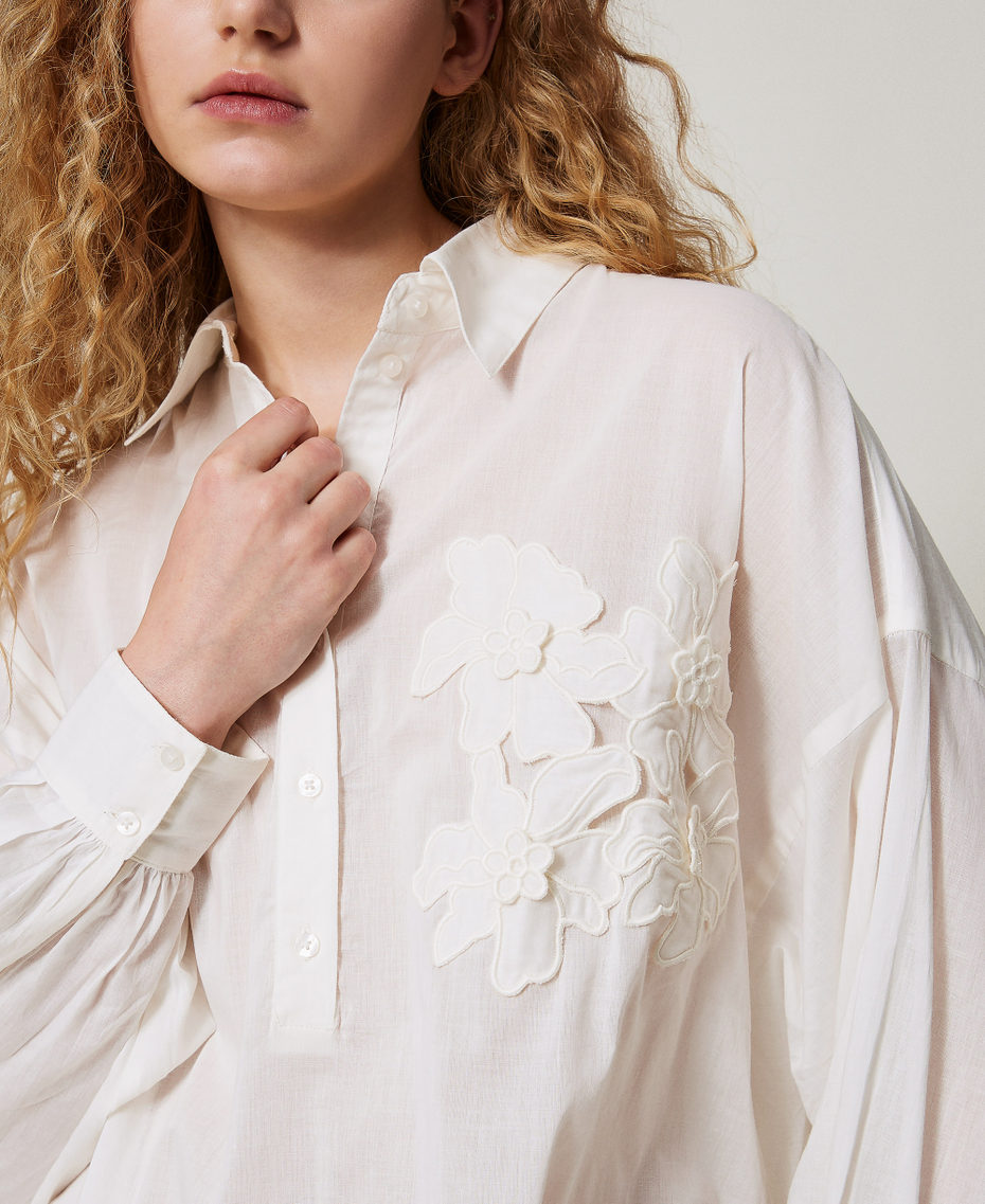 Muslin blouse with embroidered flowers Sugar White Woman 251LM2PBB_00632_04