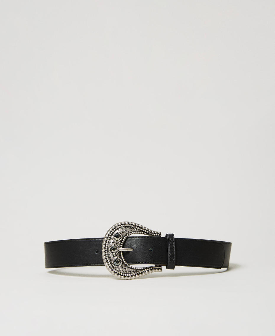 Belt with decorated buckle