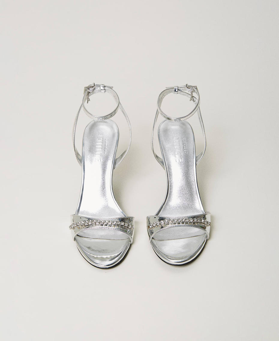 High-heeled sandals with rhinestones