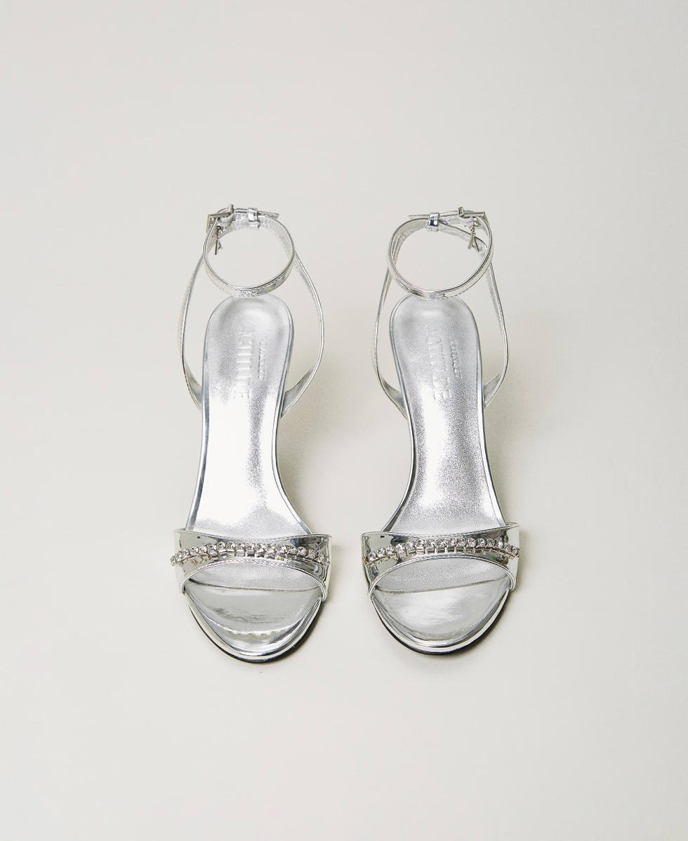 High-heeled sandals with rhinestones