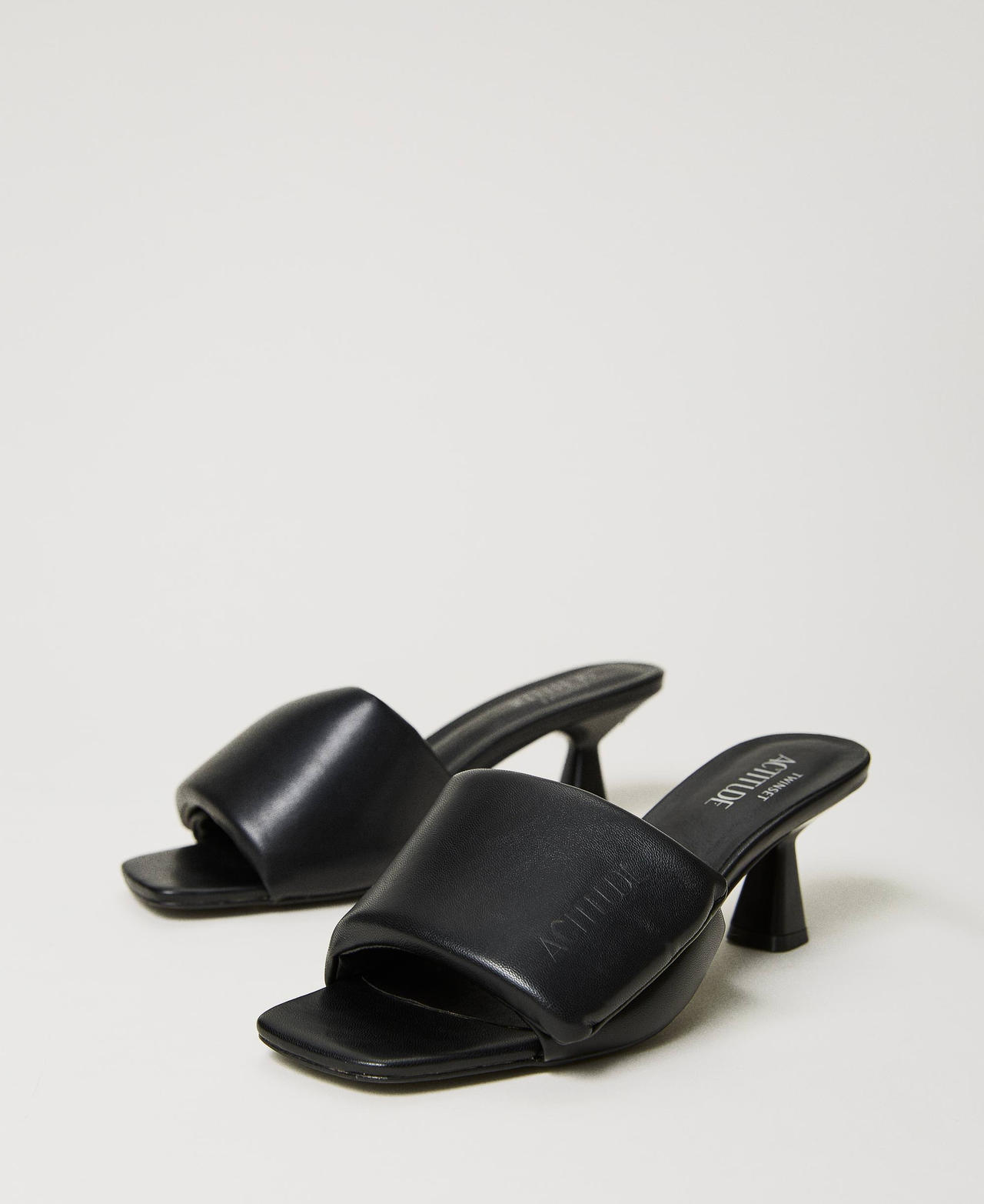 Mules with puffy band