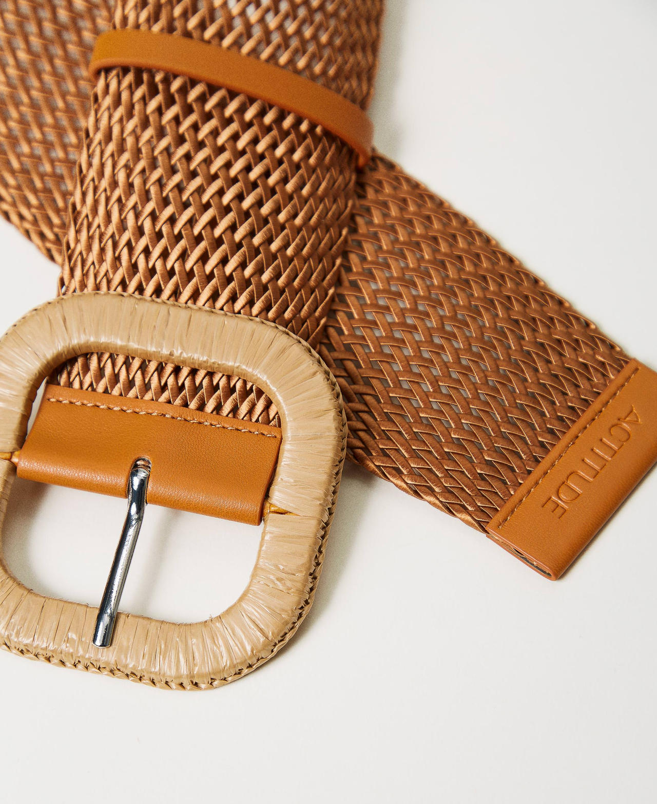 Raffia-like woven belt &ldquo;Medal Bronze&rdquo; Brown Woman 241AO5030_11515_02