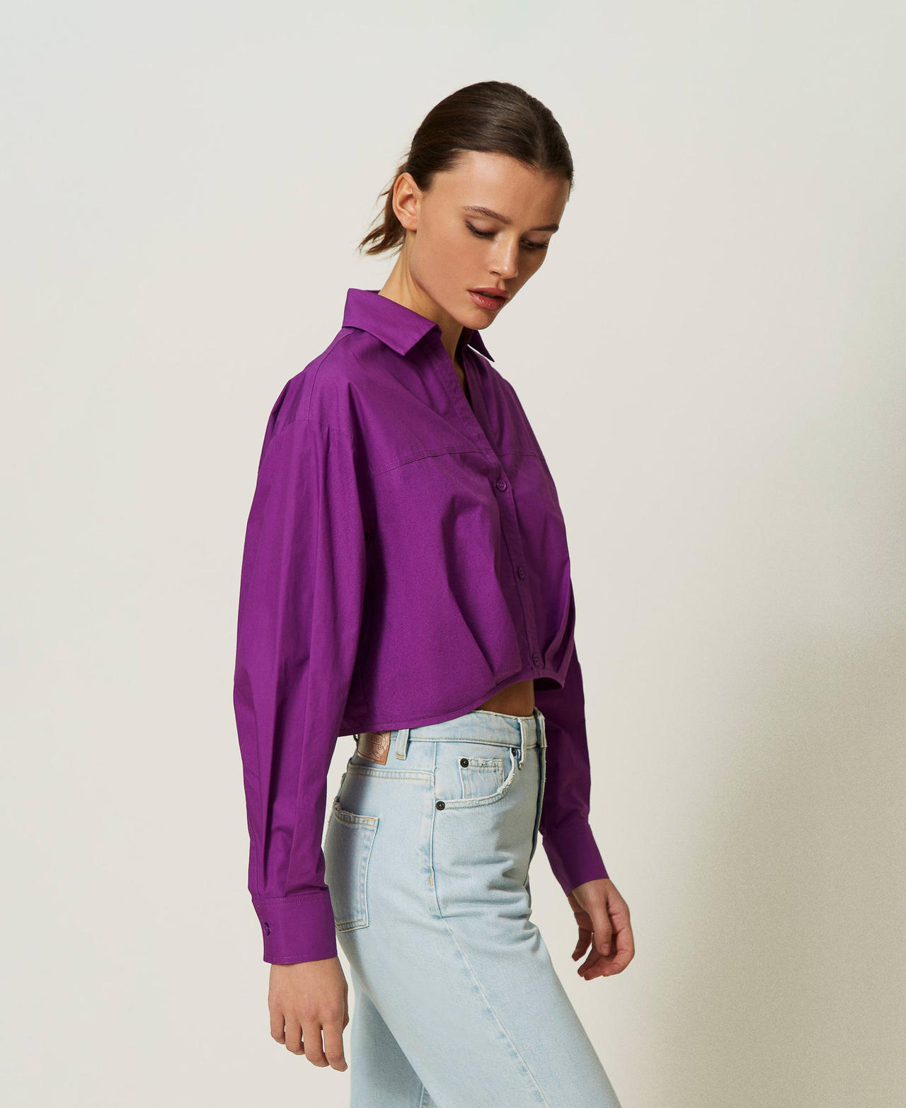 Camisa cropped con frunces Morado "Sparkling Grape" Mujer 241AP2010-02