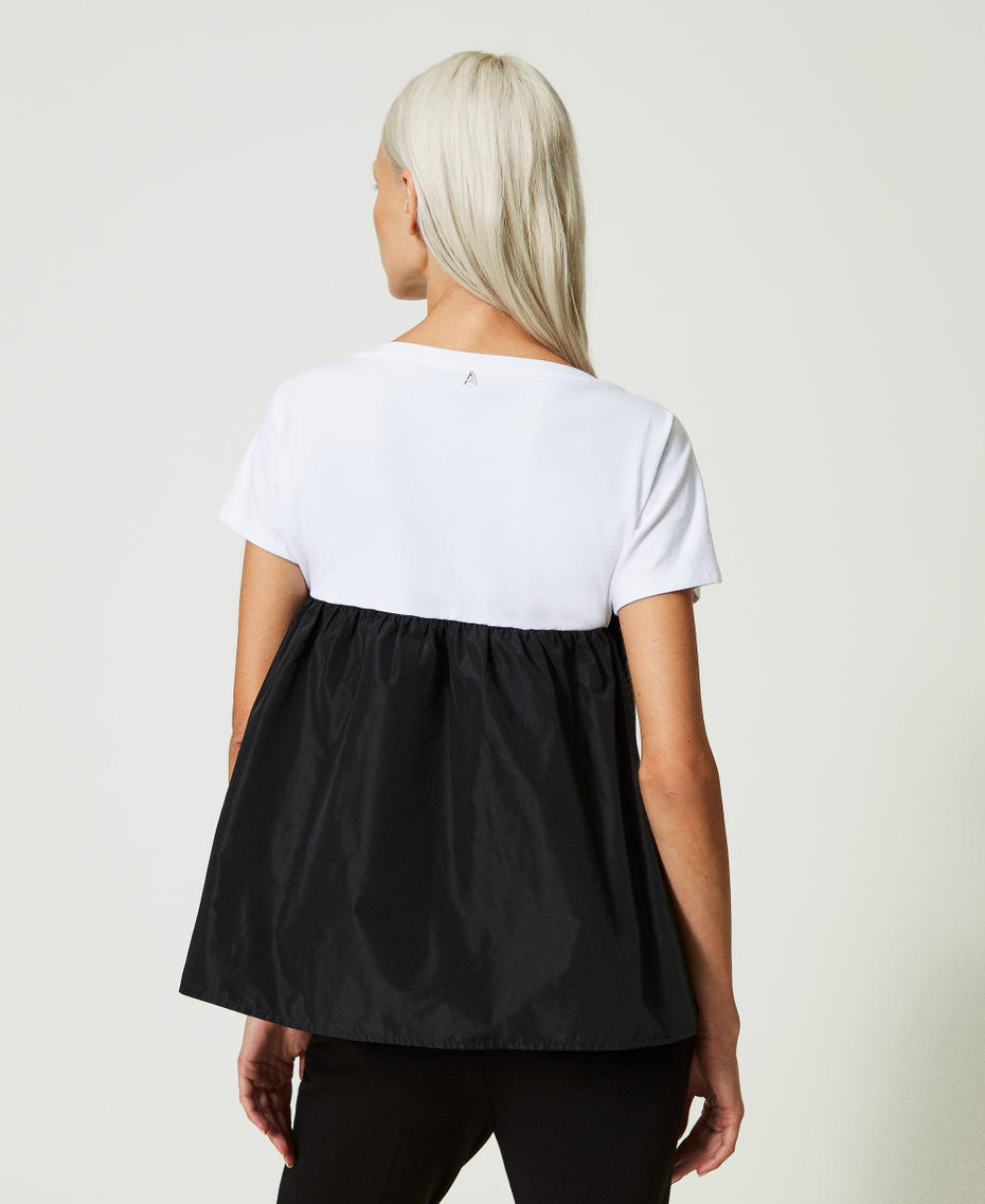 T-shirt avec nœud en taffetas
