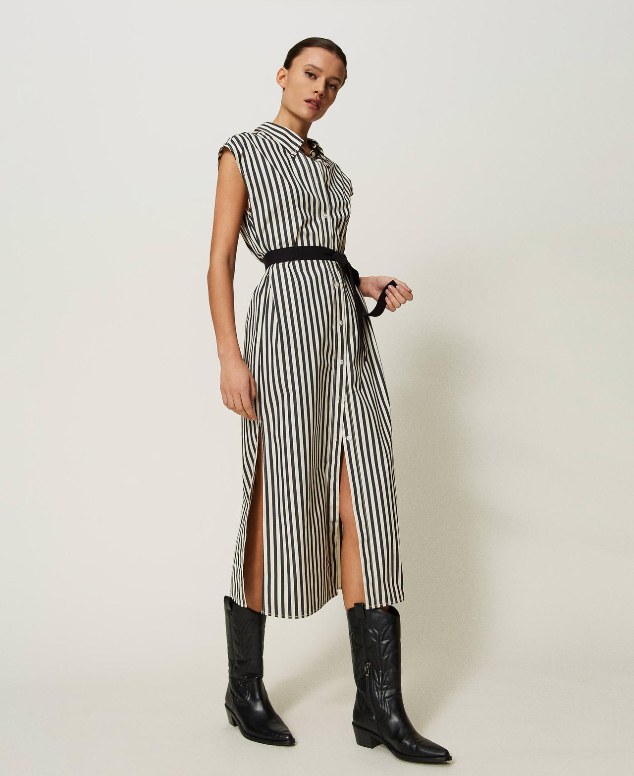 Long striped dress with organic cotton “Chantilly” White / Black Stripe Woman 241AP2169-03