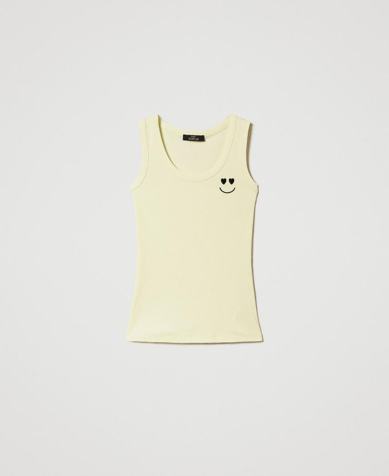 Ribbed top with embroidery