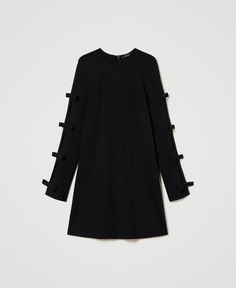 Short dress with small bows