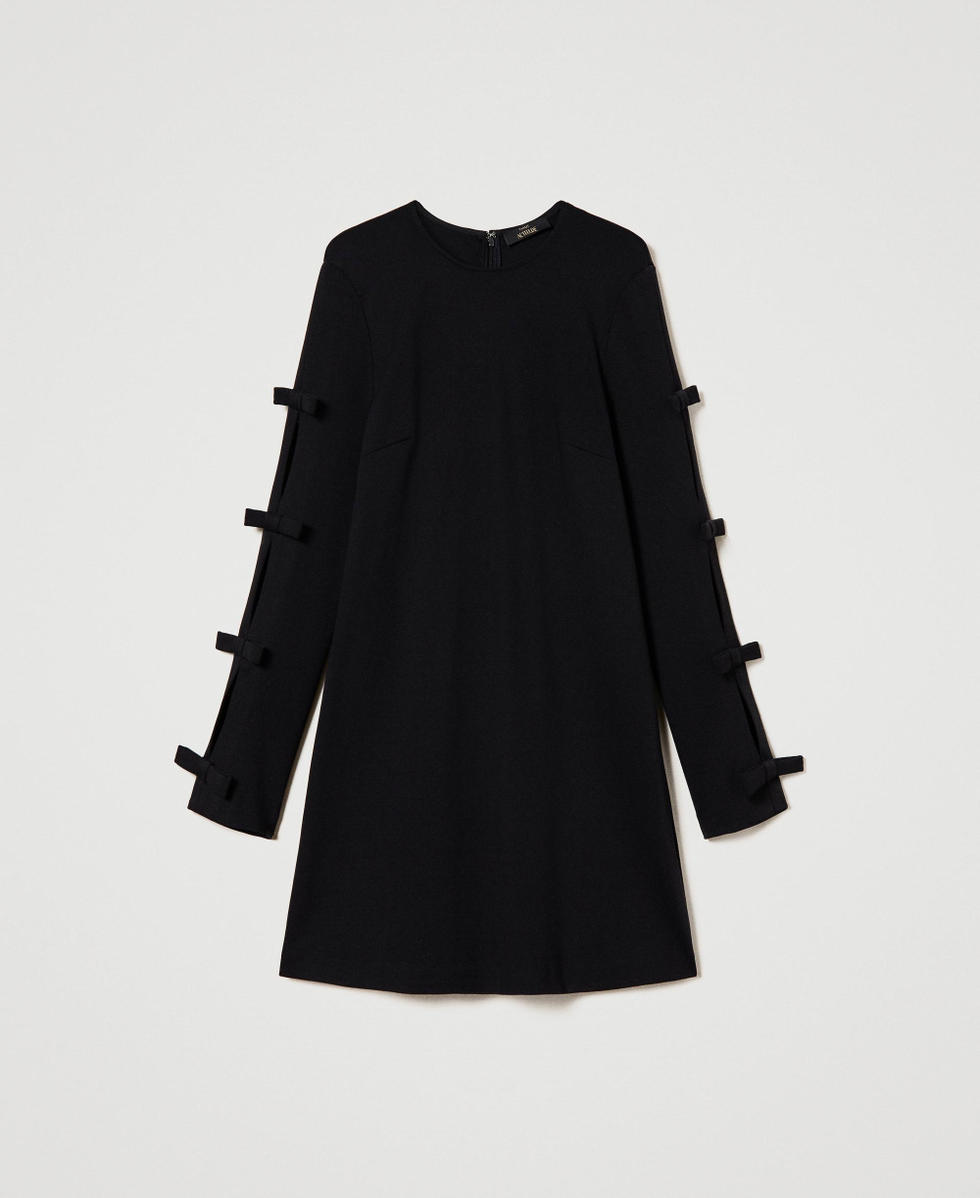 Short dress with small bows