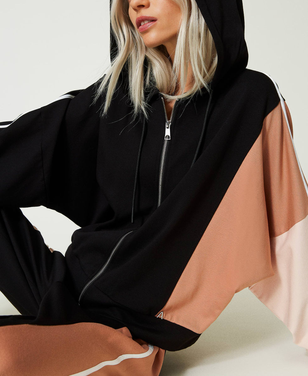 Zipped hoodie and inlaid joggers set